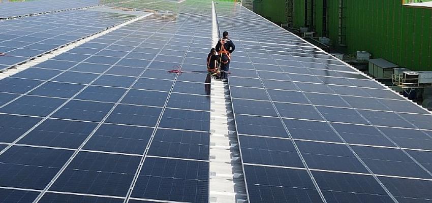 Tosyalı Holdingden Dünyanın En Büyük Çatı Üstü Güneş Enerjisi Projesi